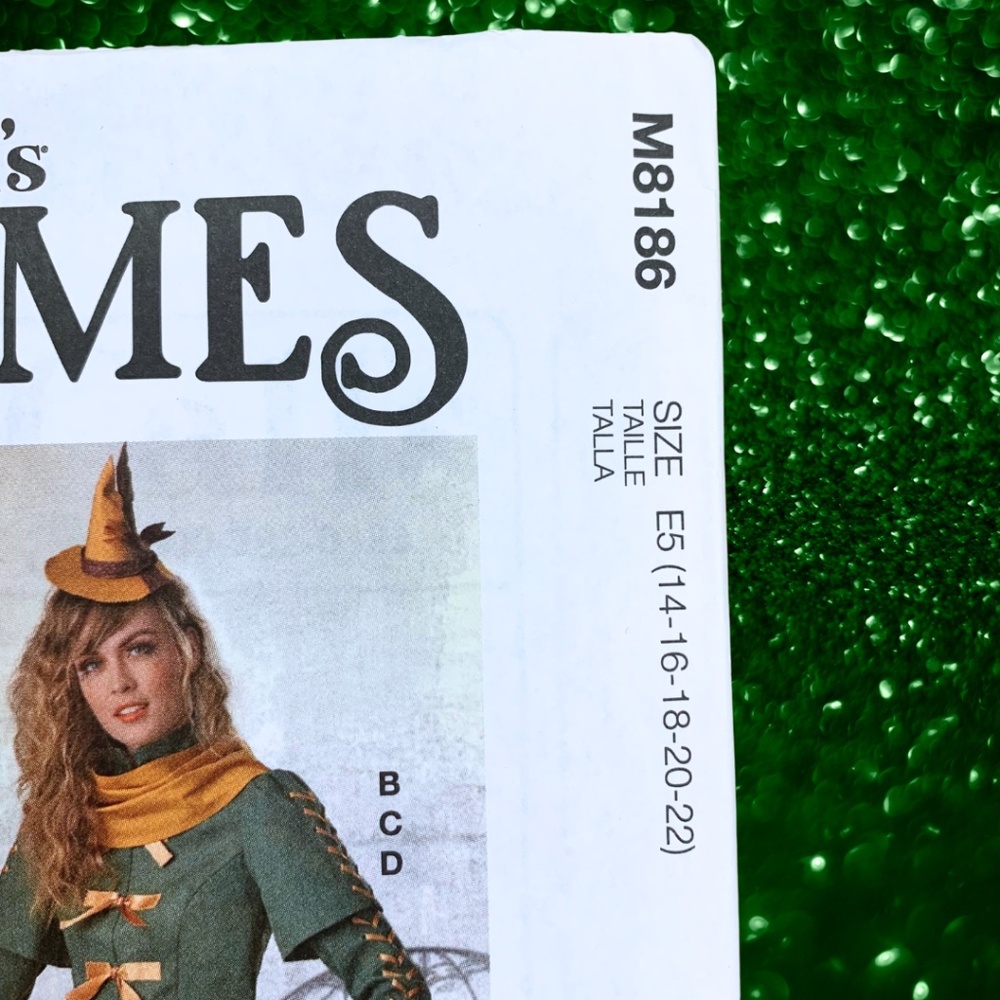 NEW McCalls M8186 Sewing Pattern Flying Mokey Scare Crow WICKED Wizard of Oz - Picture 3 of 8